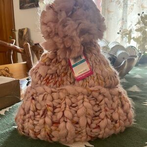 Chunky Knit Pom Pom Beanie